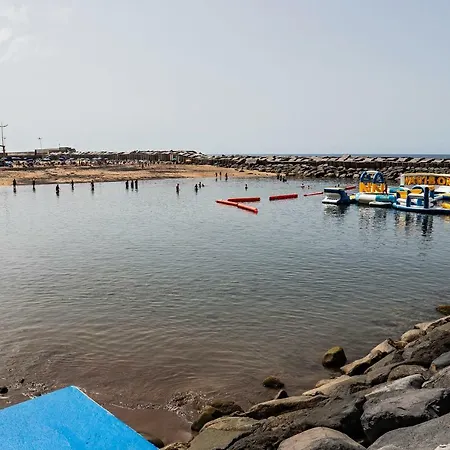 Blue Sea דירה