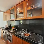 Blue Sea Apartment