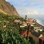 Blue Sea Paul do Mar (Madeira)